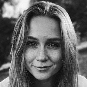 Nikki Garden, 25 (Поп-певец)