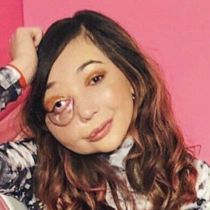 Nikki Lilly, 21 (YouTube明星)