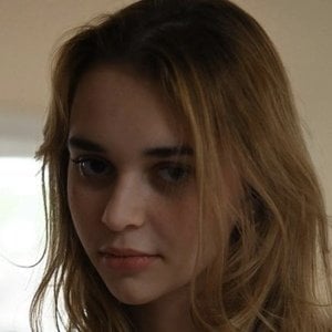 Nikki Roumel, 25 (电视女演员)