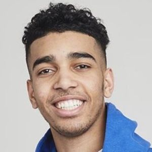 Niko Omilana, 27 (Star di YouTube)