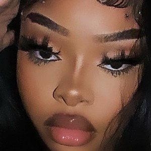 NiKyra Phillips image 6