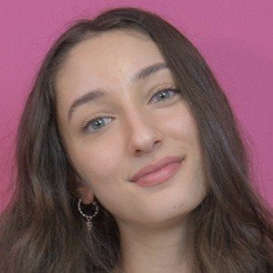 Nil Sani, 22 (YouTube明星)