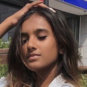 nimeshaa, 25 (YouTube Star)