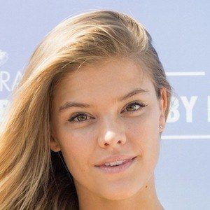 Nina Agdal, 33 (模特)