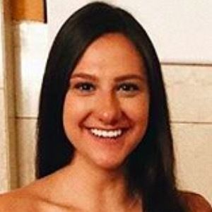 Nina Linhart, 30 (舞蹈家)