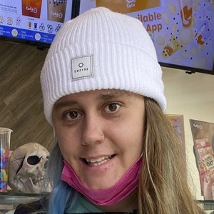 Nina Moran, 27 (Skateboarder)