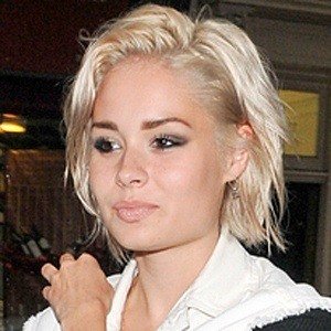 Nina Nesbitt image 6