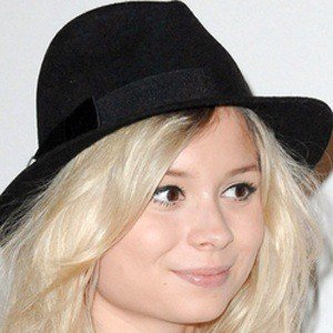 Nina Nesbitt, 31 (Pop Singer)