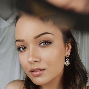 Nina Skalikova, 30 (攝影家)