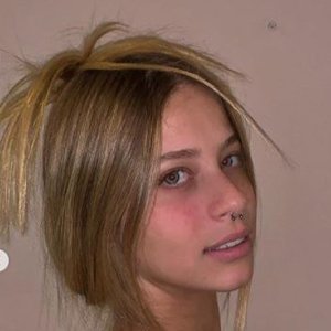 Noa Boguslavsky, 22 (TikTok Star)