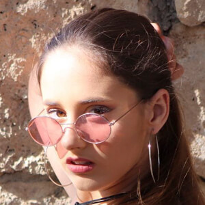 Noa Villar, 19 (Instagram Star)