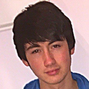 Noah Boat (YouTube Star) - Age, Birthday, Bio, Facts, Family, Net Worth ...