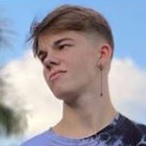 Noah Cutler, 21 (Instagram Star)