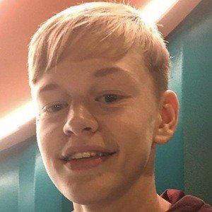 Noah Knows, 21 (Star di YouTube)