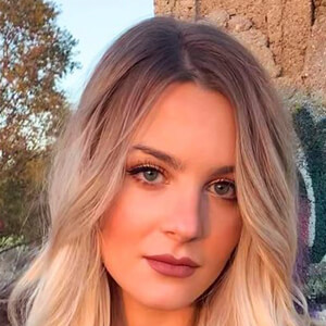 noe9977, 28 (Instagram Star)