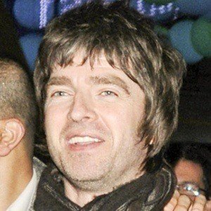 Noel Gallagher, 58 (Guitariste)
