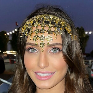 Noelle Nogueira, 29 (Instagram Star)