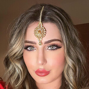 Noelle Nogueira, 29 (Instagram Star)