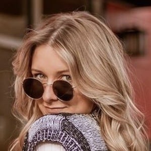 Noelle Simpson image 4