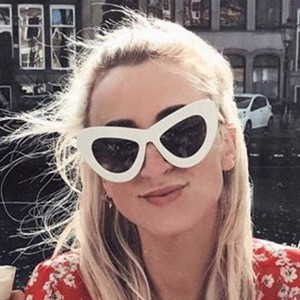 Noor De Groot, 36 (YouTube明星)