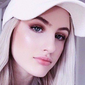 Nova Miller, 24 (Pop Singer)