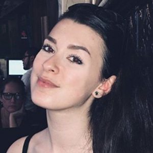 NukaEle, 27 (YouTube明星)