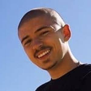 Numeiro, 27 (YouTube Star)