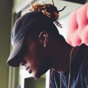 Ohana Bam, 30 (说唱歌手)