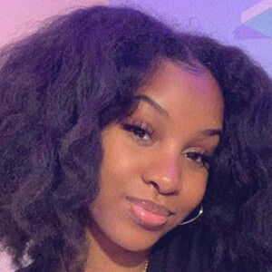 Okayyy.tiara image 7