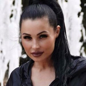 Oksana Alma, 35 (模特)