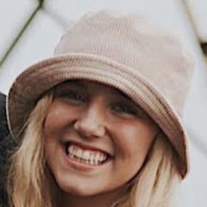 Olive Mannella, 26 (TikTok Star)