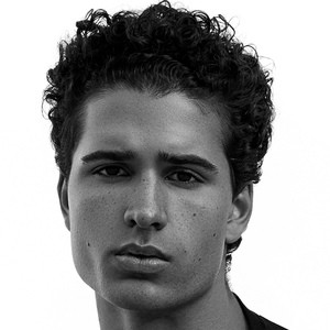 Oliver Oden, 26 (Modelo)