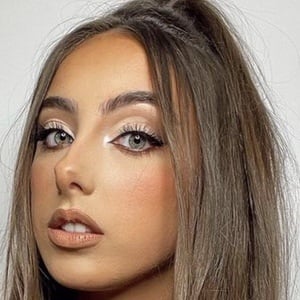 Olivia Alboher image 4