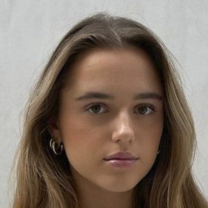 Olivia Brenting, 23 (Star di YouTube)