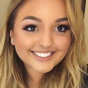 Olivia Cara, 29 (YouTube明星)