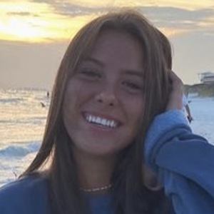 Olivia DeJarnett, 23 (TikTok Star)