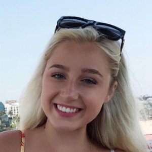 Olivia Jones image 4
