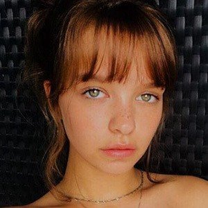 Olivia Mai Barrett image 4