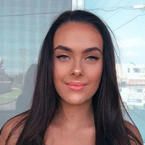 Olivia Mescia, 23 (Star di YouTube)