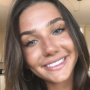 Olivia Mogan, 24 (Instagram明星)