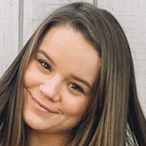 Olivia Salisbury image 3