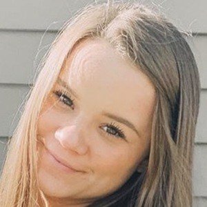 Olivia Salisbury image 4