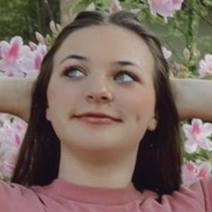 Olivia Stemp image 3