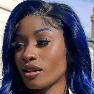 Oluwanifewa Agunbiade, 30 (Estrella de TikTok)