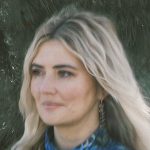 Olya Hill, 44 (Blogger)