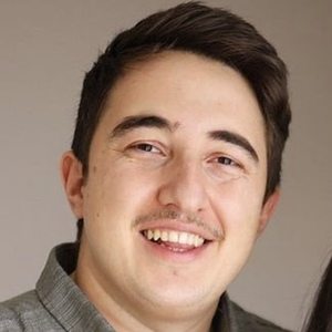 Ömer Sungur, 34 (YouTube明星)