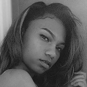 Only1laii, 25 (Instagram Star)