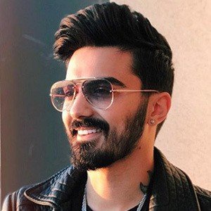 Onur Elmas, 32 (Instagram明星)