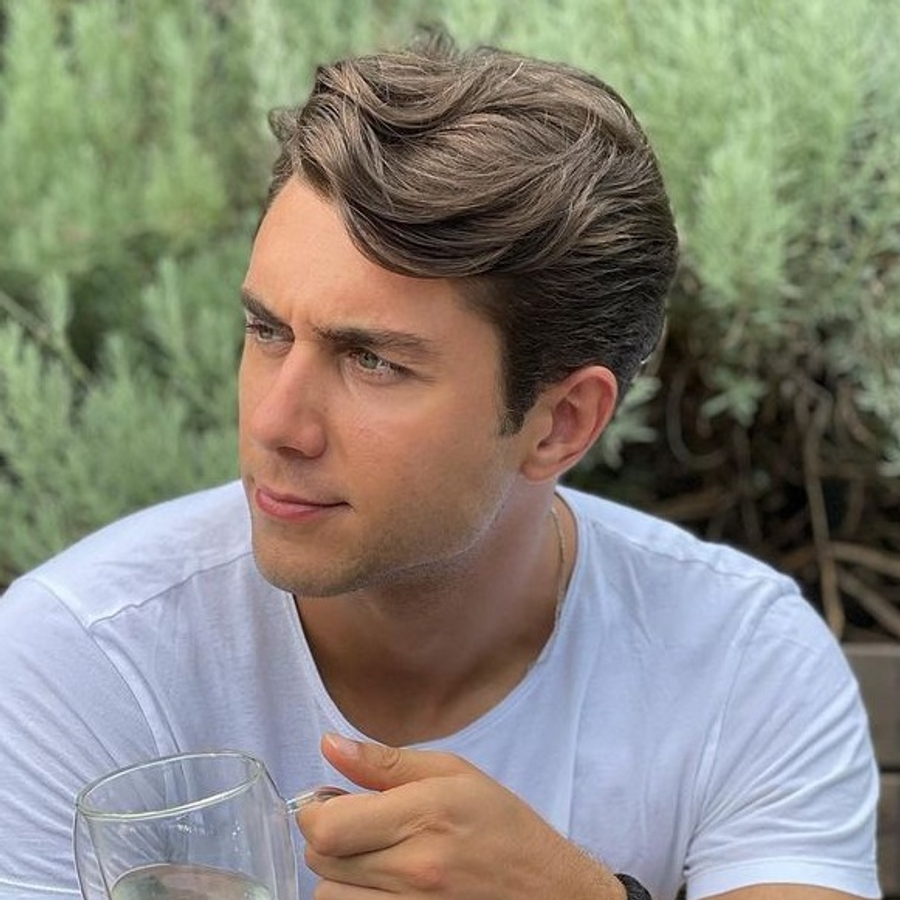 Onur Seyit Yaran, 30 (電視演員)