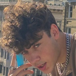 Oscar Iannone, 21 (TikTok明星)